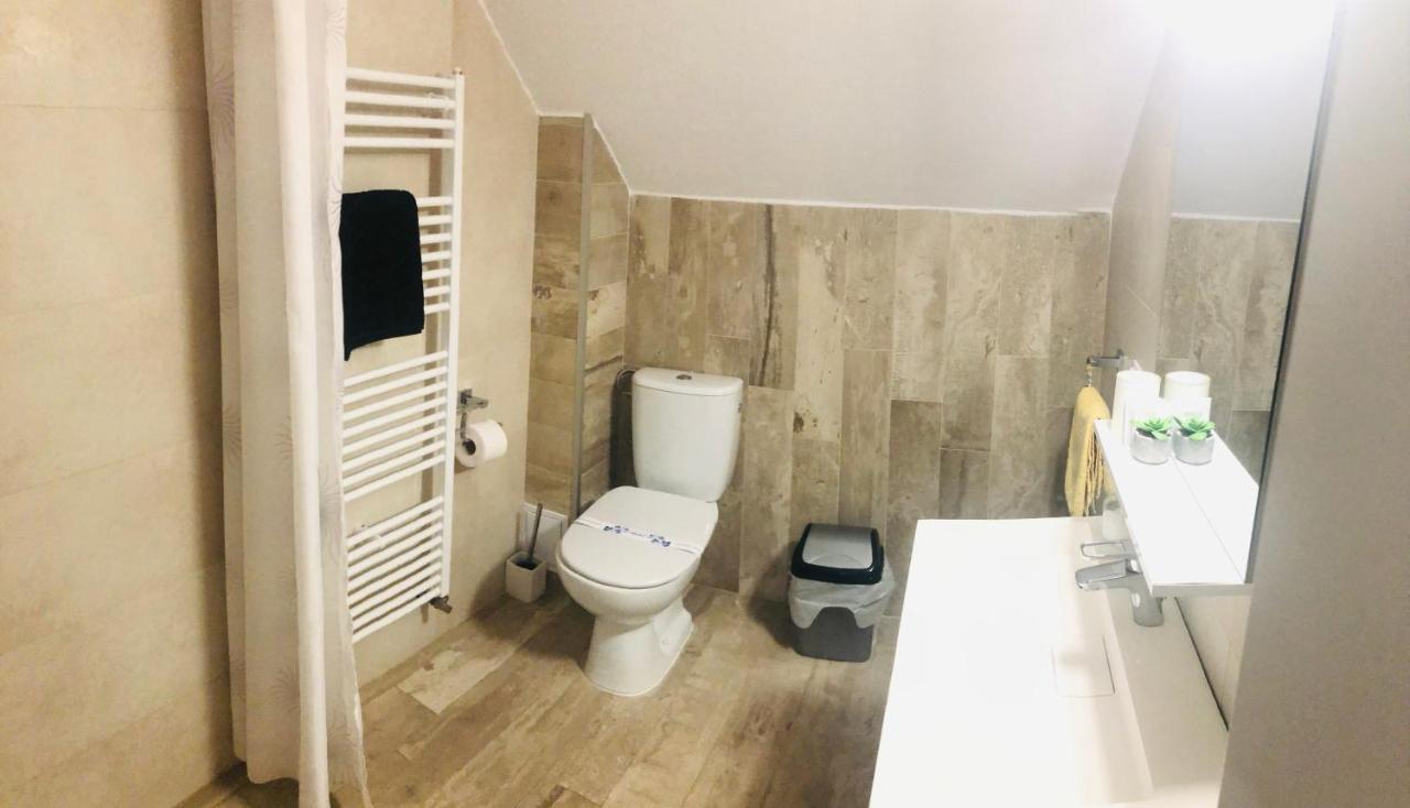 Nona Apartment